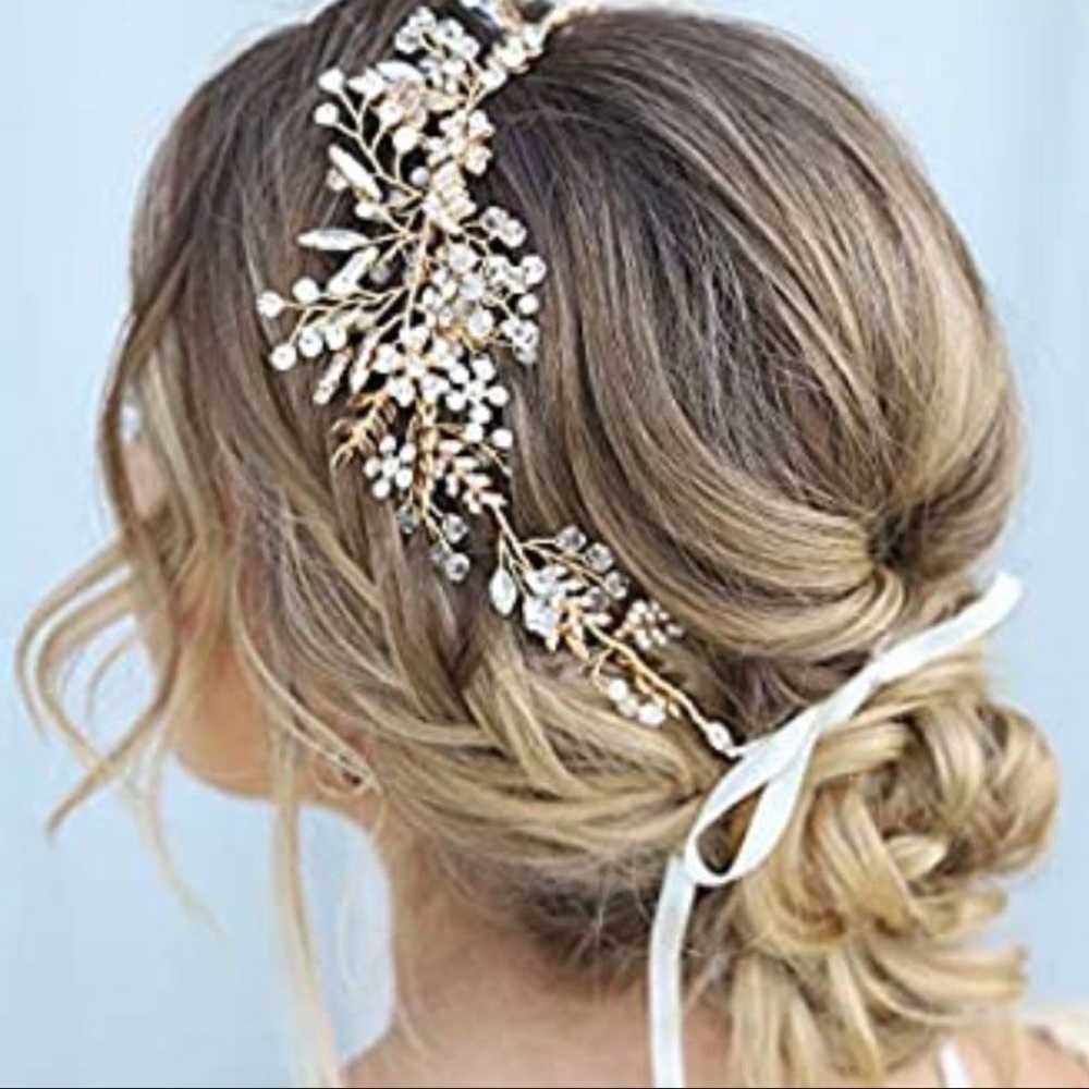 Delicate Gold Heaspiece